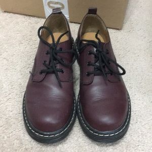 skechers that look like doc martens